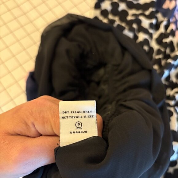 Diane Von Furstenberg DVF Mikino Pleated Neckline Smock Waist Dress - size 4 - Picture 8 of 15